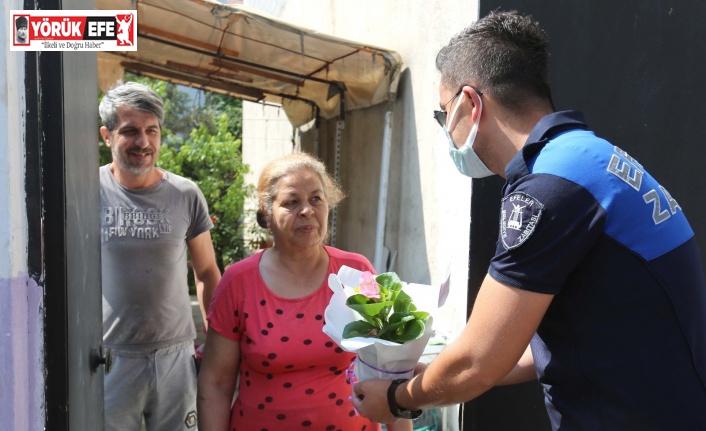 Başkan Atay şehit annelerini unutmadı