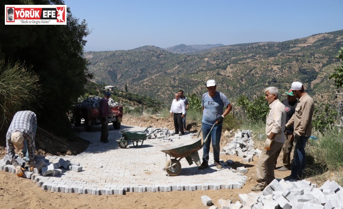 Nazilli Belediyesi, Aşağı Örencik’te yol çalışmalarına devam ediyor