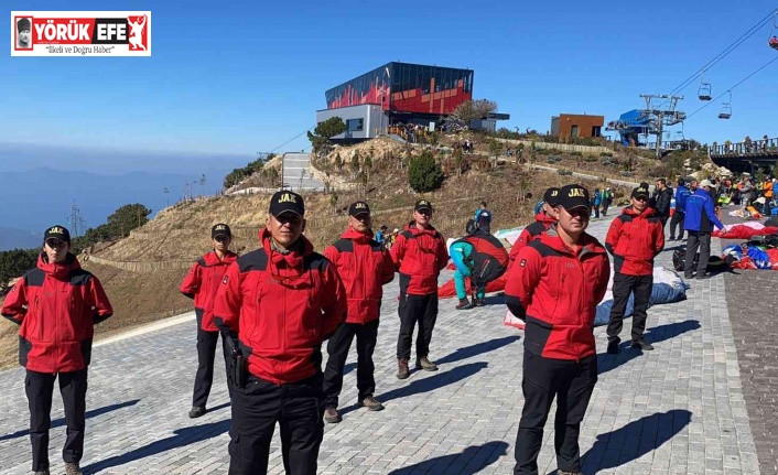 Jandarma hava oyunlarındaki kazalara anında müdahale ediyor