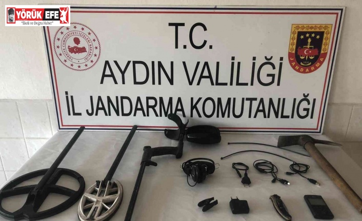 Aydın’da kaçak kazı yapan 2 kişi suç üstü yakalandı