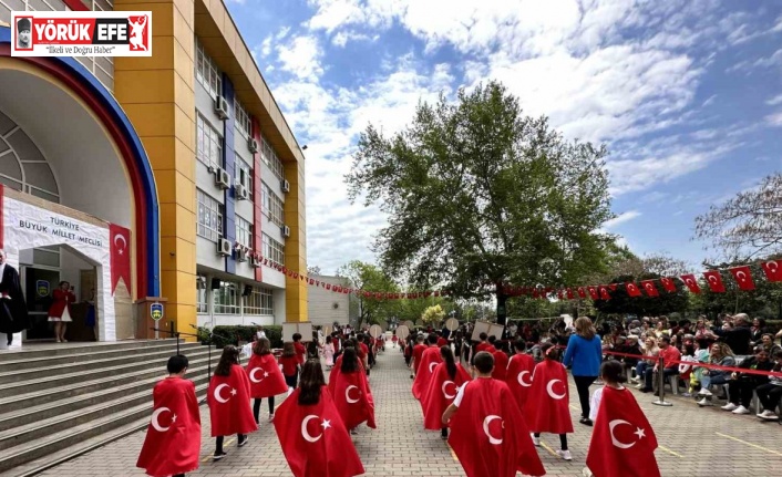 Özel Başak Koleji’nde öğrencilerin gösterisi takdir topladı