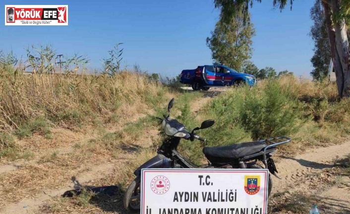 Çaldığı motosikleti parçalarken yakalandı