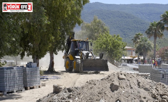 Yeni parklar Kuşadası’na nefes olmaya devam ediyor