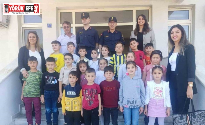 Köşk jandarması minik öğrencileri ağırladı