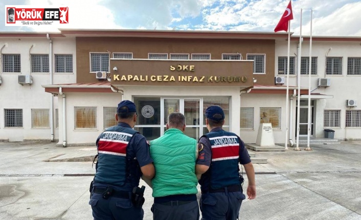 Kuşadası’nda 28 yıl hapis cezası ile aranan dolandırıcı yakalandı