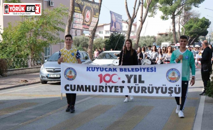 Kuyucak’ta Cumhuriyet Yürüyüşü gerçekleşti