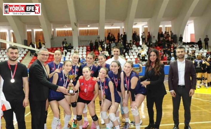 Aydın’da Okul Sporları Voleybol Turnuvası tamamlandı