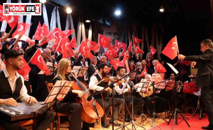 Nazilli’de Ata’ya saygı konseri düzenlendi