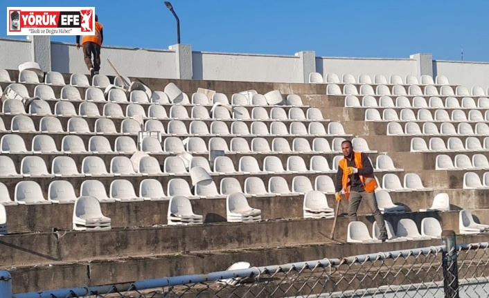 Aydın’da 73 yıllık stadın yıkım süreci başladı