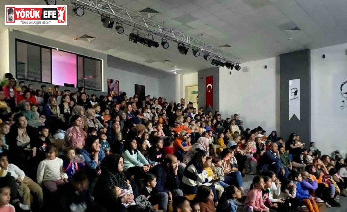 Didim’de çocuklar için sinema günleri devam ediyor