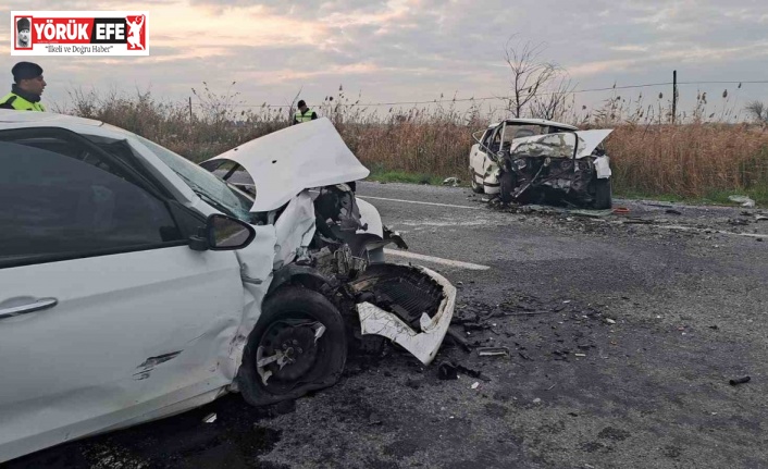 Söke’de otomobiller kafa kafaya çarpıştı: 2 yaralı