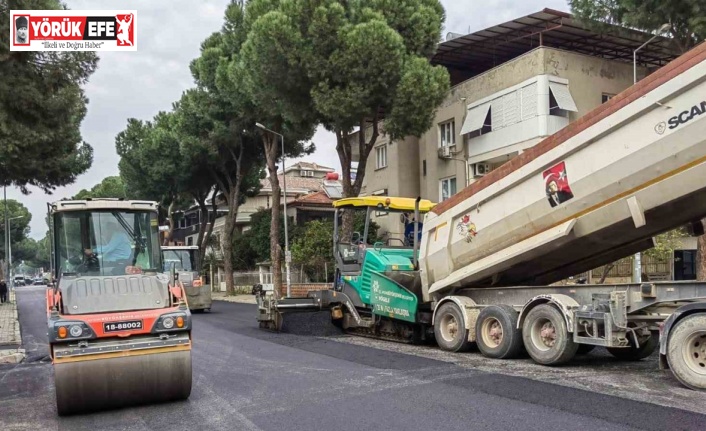 Büyükşehir, Nazilli’de yolları yeniliyor