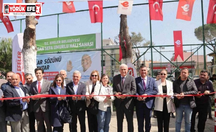 Efeler Belediyesi Umurlu Mahallesi’ndek, halı sahayı hizmete açtı