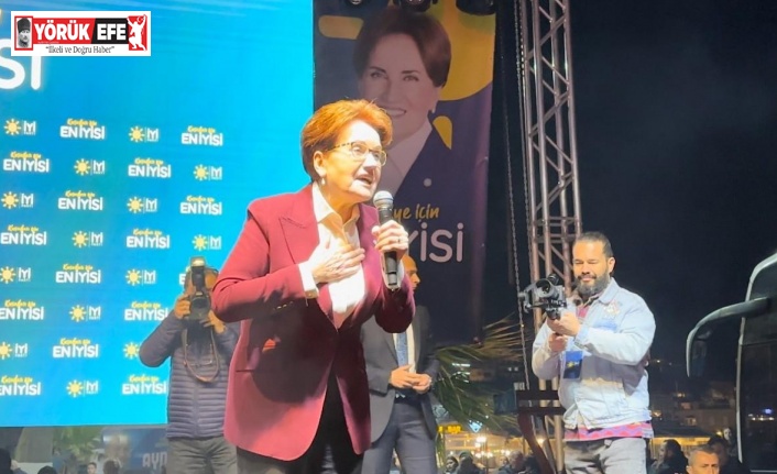 İYİ Parti Genel Başkanı Akşener Kuşadası’nda vatandaşlara hitap etti