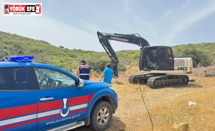 Hazine arazisinde kaçak kazı yapan şüpheli yakalandı