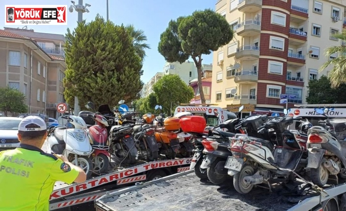 Söke’de trafik ekiplerinden motosikletlere sıkı denetim