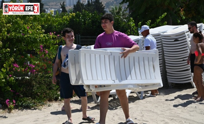 Kuşadası plajlarında ücretsiz şezlong ve şemsiye hizmeti başladı