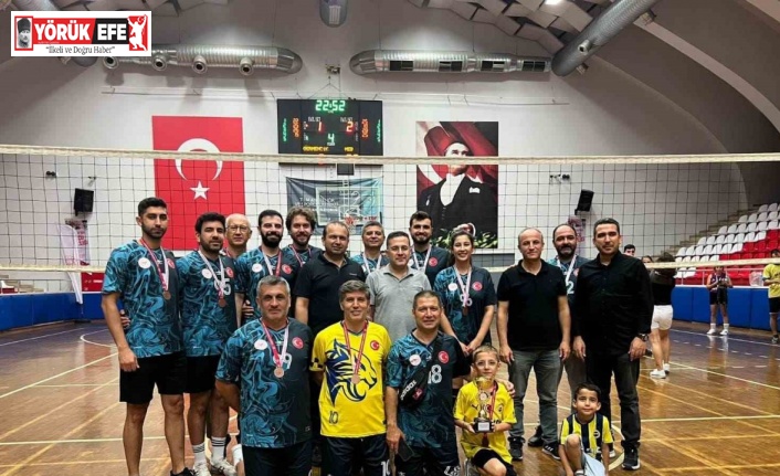 Aydın İl Sağlık Müdürlüğü voleybol turnuvasında 3’üncü oldu