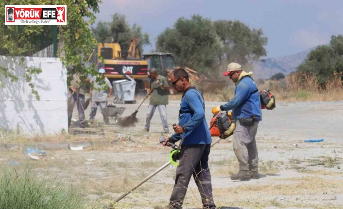 Nazilli Belediyesi Pınarbaşı Mahallesi’nde temizlik çalışması başlattı