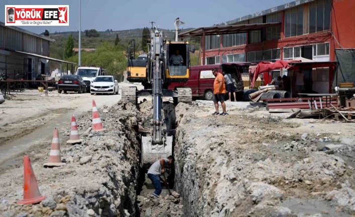 Kuşadası Ağaç İşleri Sanayi Sitesi’nde alt ve üstyapı çalışmaları sürüyor