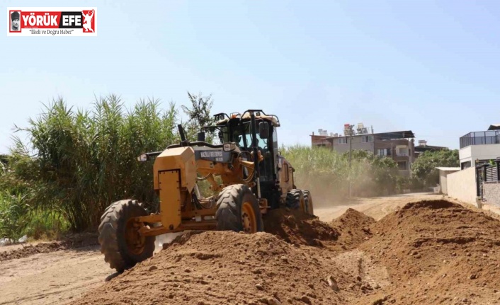 Nazilli Belediyesi, yol yapım çalışmalarına devam ediyor