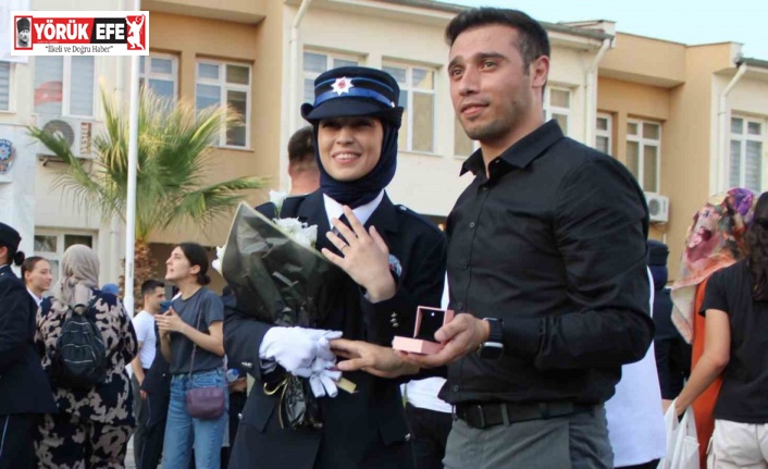 Polis adayı kadın mezuniyetinde çifte mutluluk yaşadı