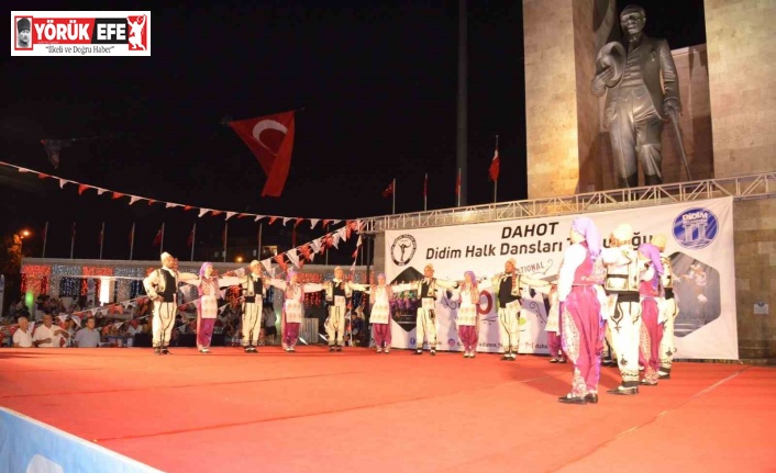 Didim’de halk dansları festivali