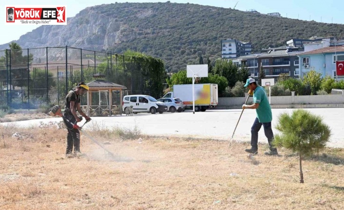 Kuşadası Belediyesi okulları yeni eğitim yılına hazırlamaya devam ediyor