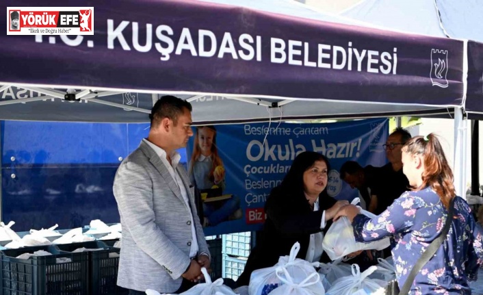 Kuşadası Belediyesi’nin beslenme çantası desteği başladı