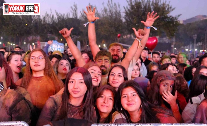 Aydınlı gençlerden Başkan Çerçioğlu’na Aydınfest teşekkürü