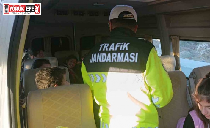 Jandarma ekiplerinden trafik eğitimi