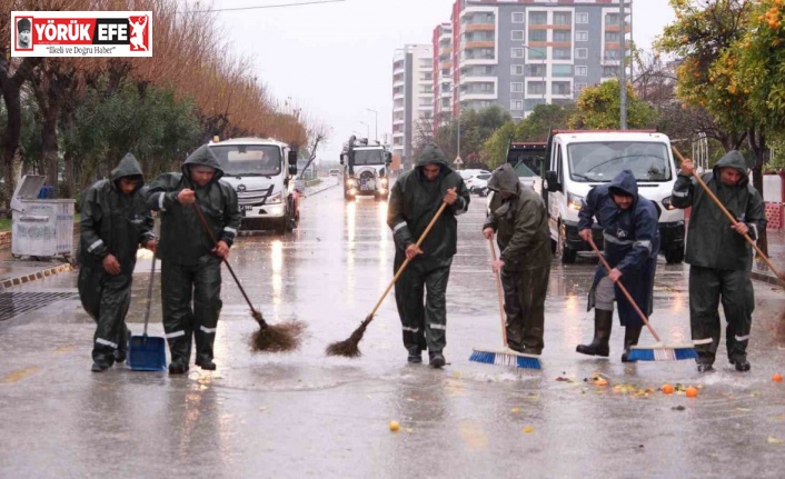 Aydın Büyükşehir Belediyesi ve ASKİ tam kadro sahada