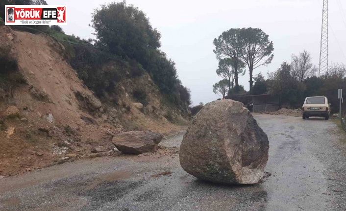 Koçarlı’da aşırı yağışlarla ulaşıma kapanan yol açıldı