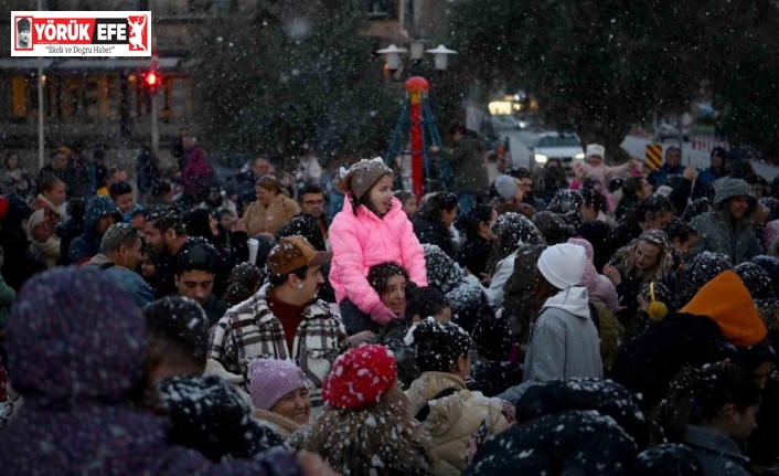 Kuşadası’na yeni yıl erken geldi