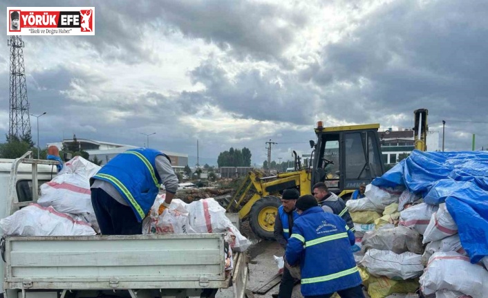 Nazilli Belediyesi ihtiyaç sahibi ailelerin yuvasını ısıtıyor