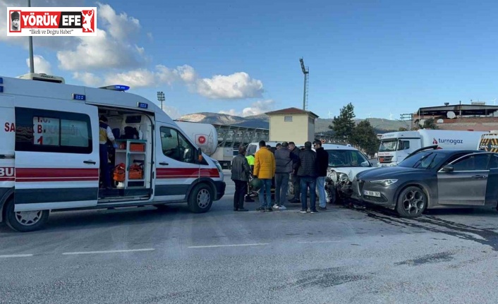 Söke’de trafik kazası: 3 yaralı