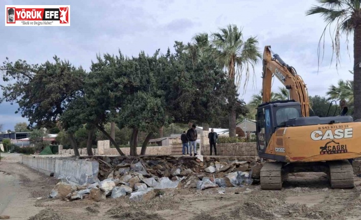 Didim’de kaçak yapıların yıkımına başlandı