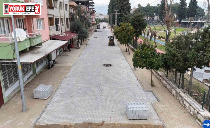 Nazilli Belediyesi’nden, 268 sokakta yol yenileme çalışması