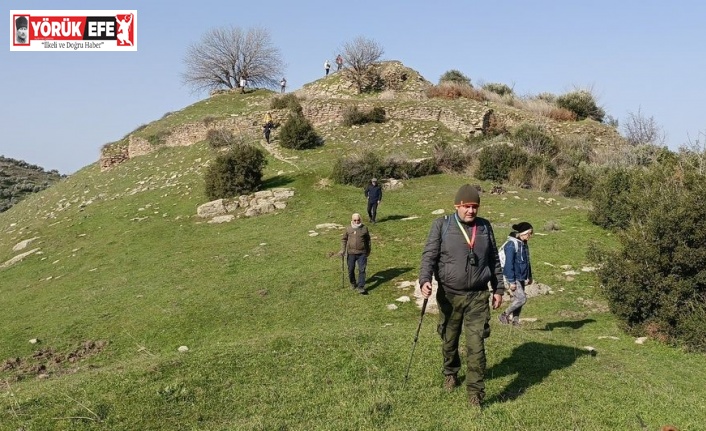 Aydınlı doğaseverler Orthosia Antik Kenti’ni gezdi