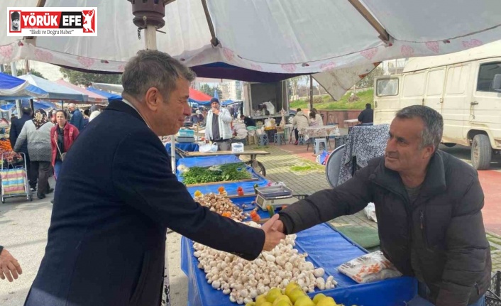 AYESOB Başkanı Künkcü, pazar esnafı ile bir araya geldi