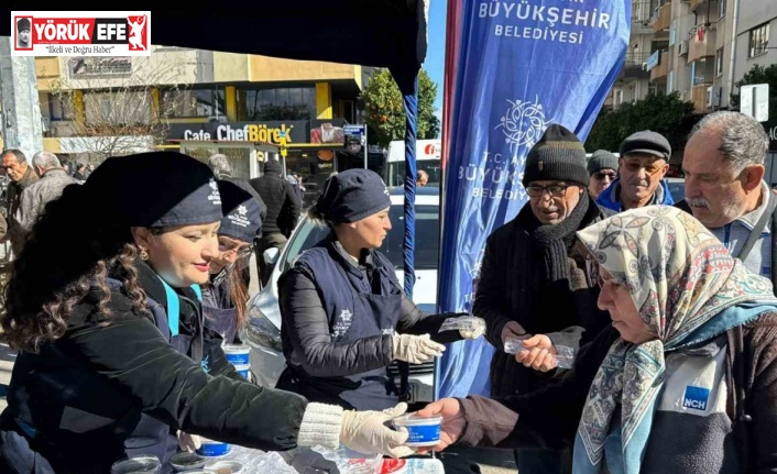 Büyükşehir, 6 Şubat’ın yıldönümünde helva hayrı yaptı