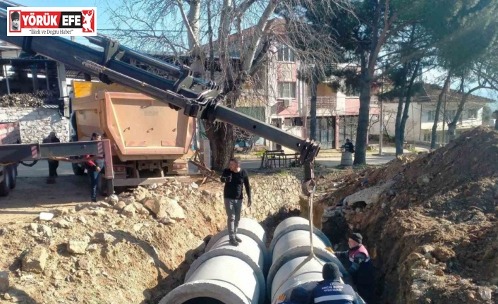 Karacasu’da beton büzler yer altına indirildi