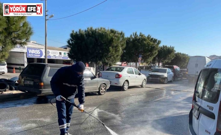 Kuşadası Sanayi Sitesi’nde temizlik mesaisi