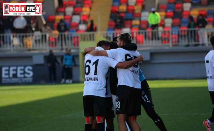 Kuşadasıspor, Bornova 1877’yi 4 golle geçti