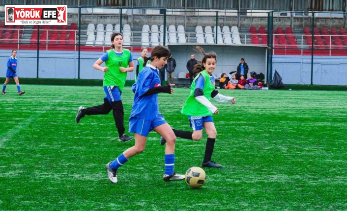 Okullar Arası Yıldız Futbol Müsabakaları tamamlandı