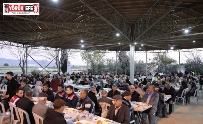 Didim Belediyesi vatandaşları iftar sofralarında buluşturuyor