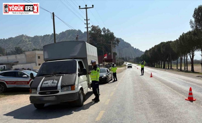 Köşk’te jandarma ekiplerinden trafik denetimi