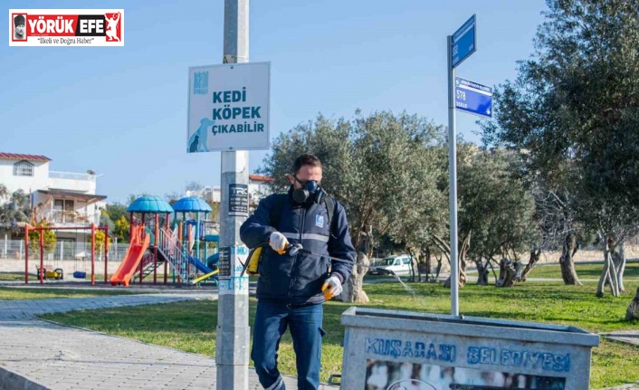 Kuşadası’nda Kadınlar Denizi Mahallesi’de detaylı temizlik çalışması