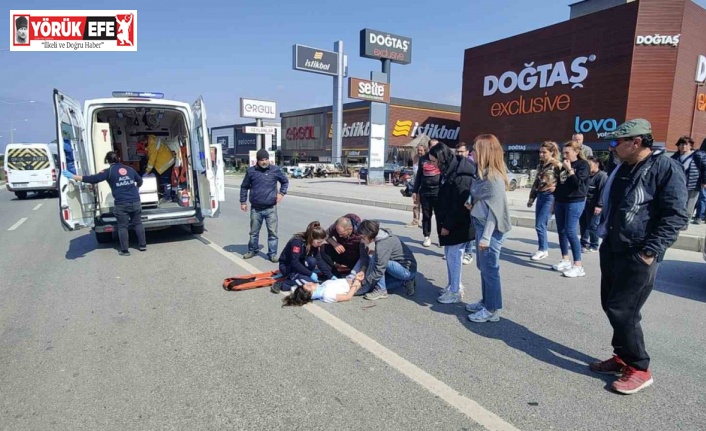 Kuşadası’nda otomobilin 13 yaşındaki çocuğa çarptığı kaza kamerada