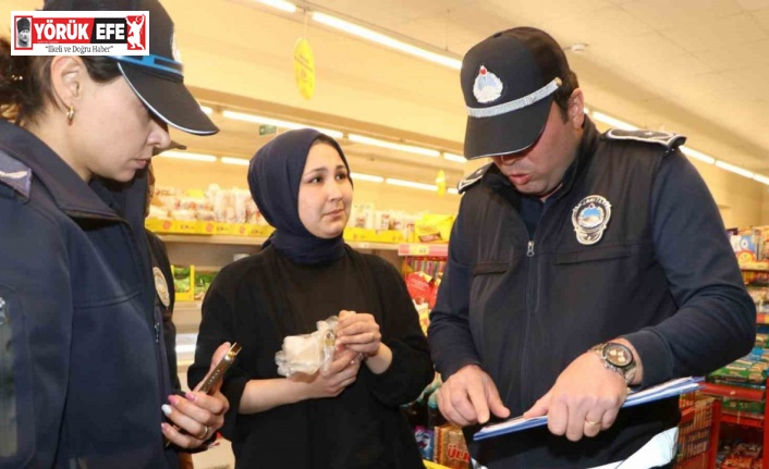 Söke Belediyesi zabıta ekiplerinden marketlerde denetim